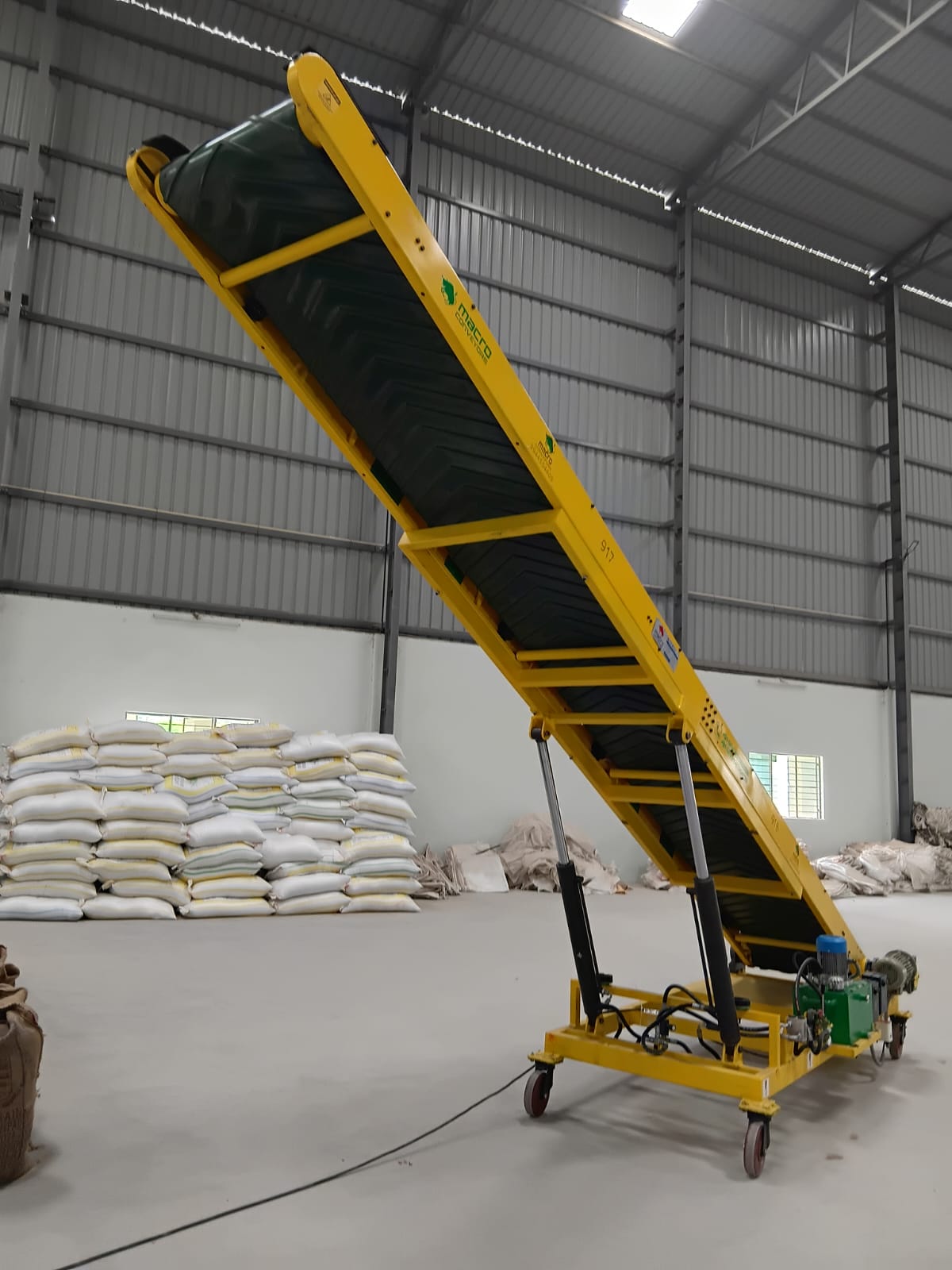 Belt Conveyor